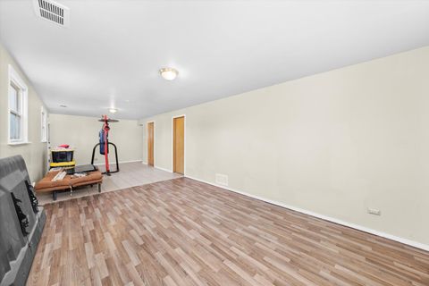 Tiny photo for 1012 E 159th Place, South Holland, IL 60473 (MLS # 12456022)
