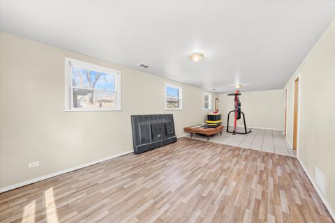 Tiny photo for 1012 E 159th Place, South Holland, IL 60473 (MLS # 12456022)