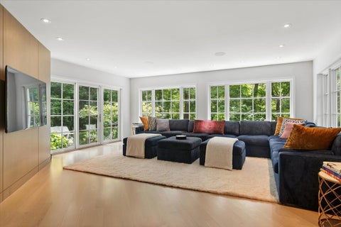 Tiny photo for 955 Wildwood Lane, Highland Park, IL 60035 (MLS # 12676605)