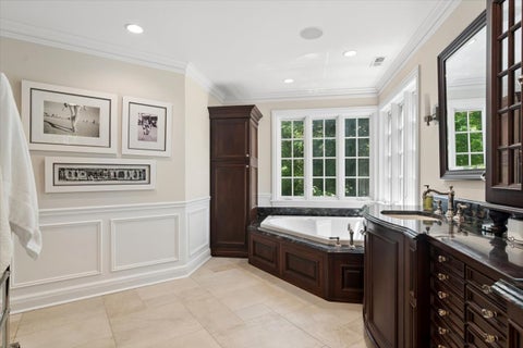 Tiny photo for 955 Wildwood Lane, Highland Park, IL 60035 (MLS # 12676605)