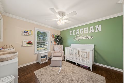 Tiny photo for 3223 W 98th Street, Evergreen Park, IL 60805 (MLS # 12488449)
