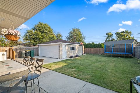 Tiny photo for 3223 W 98th Street, Evergreen Park, IL 60805 (MLS # 12488449)