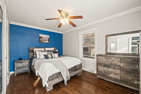 Tiny photo for 3223 W 98th Street, Evergreen Park, IL 60805 (MLS # 12488449)
