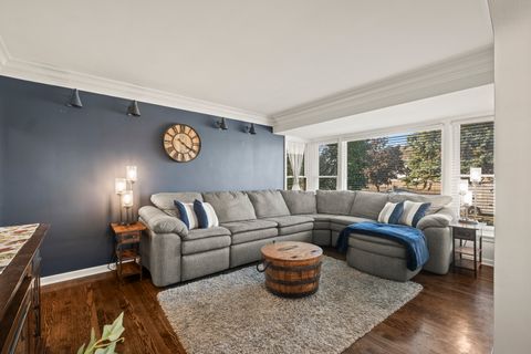 Tiny photo for 3223 W 98th Street, Evergreen Park, IL 60805 (MLS # 12488449)