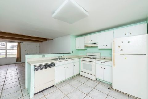 Tiny photo for 542 Normandie Lane, Round Lake Beach, IL 60073 (MLS # 12513653)