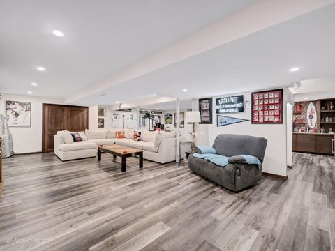 Tiny photo for 360 Long Oak Drive, West Chicago, IL 60185 (MLS # 12479887)