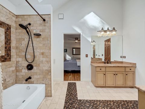 Tiny photo for 360 Long Oak Drive, West Chicago, IL 60185 (MLS # 12479887)
