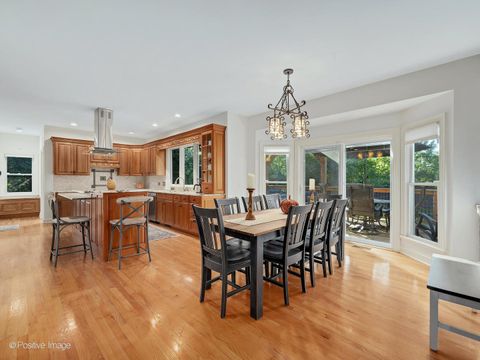 Tiny photo for 360 Long Oak Drive, West Chicago, IL 60185 (MLS # 12479887)