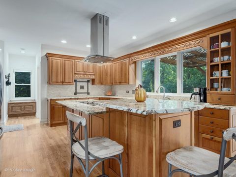 Tiny photo for 360 Long Oak Drive, West Chicago, IL 60185 (MLS # 12479887)