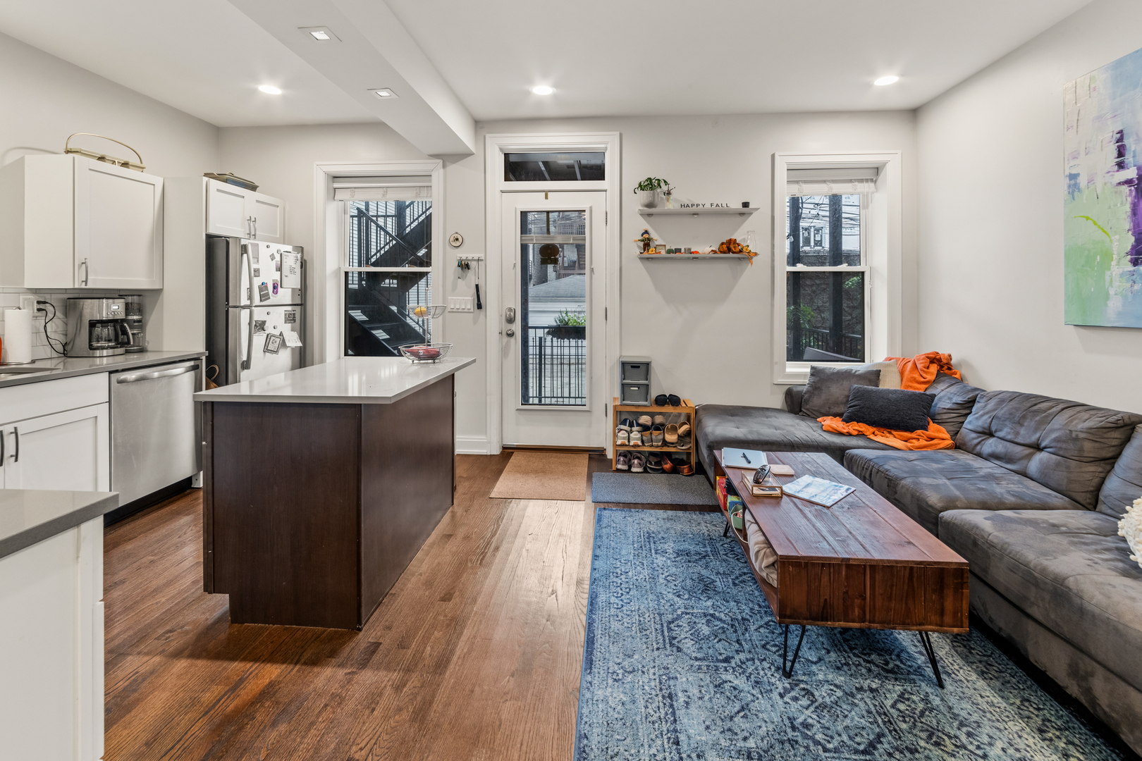 856 N Hermitage Avenue 1R