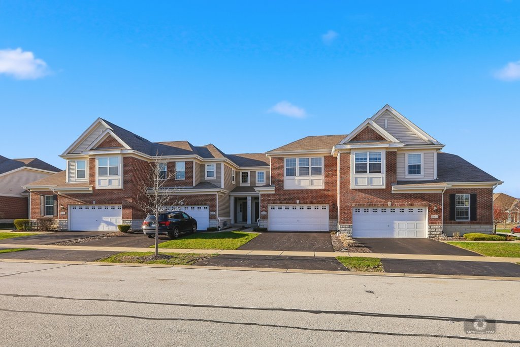 10616 W 154th Street