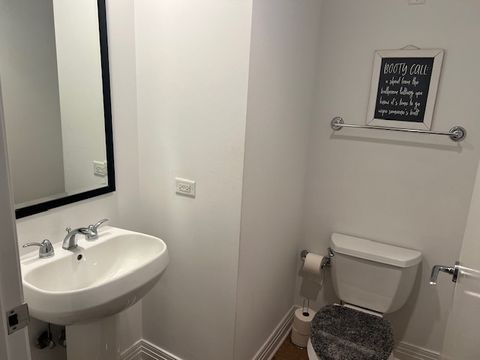 Tiny photo for 600 N Lake Shore Drive #914, Chicago, IL 60611 (MLS # 12558408)