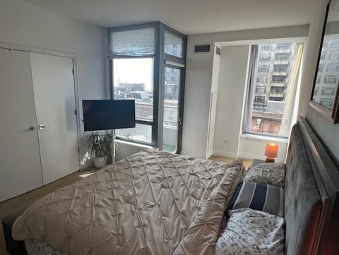 Tiny photo for 600 N Lake Shore Drive #914, Chicago, IL 60611 (MLS # 12558408)