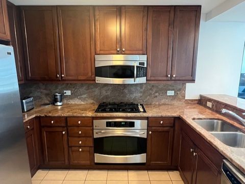 Tiny photo for 600 N Lake Shore Drive #914, Chicago, IL 60611 (MLS # 12558408)