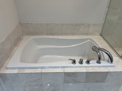 Tiny photo for 600 N Lake Shore Drive #914, Chicago, IL 60611 (MLS # 12558408)