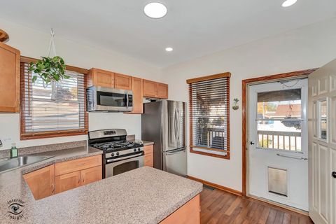 Tiny photo for 642 W 37th Street, Chicago, IL 60609 (MLS # 12571284)