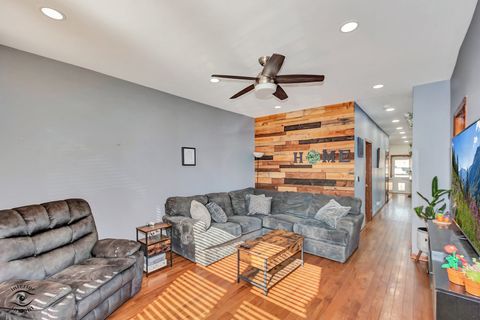 Tiny photo for 642 W 37th Street, Chicago, IL 60609 (MLS # 12571284)