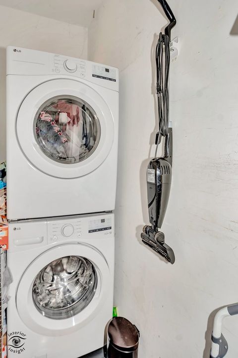 Tiny photo for 642 W 37th Street, Chicago, IL 60609 (MLS # 12571284)