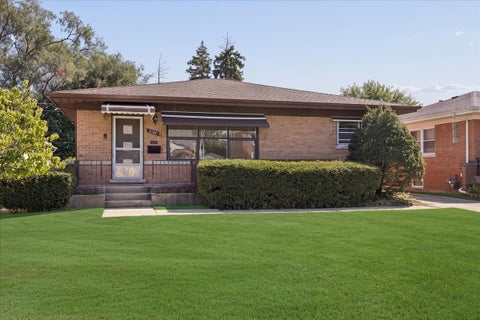 Photo of 2109 Norfolk Avenue, Westchester, IL 60154 (MLS # 12757830)