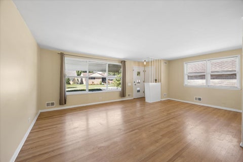 Tiny photo for 2109 Norfolk Avenue, Westchester, IL 60154 (MLS # 12757830)