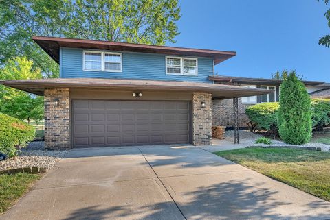Photo of 2957 192nd Place, Lansing, IL 60438 (MLS # 12587861)