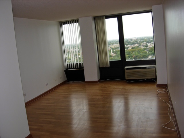 5320 N Sheridan Road 2301