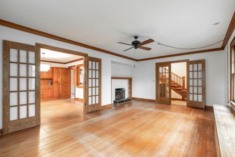 Tiny photo for 46 Washington Circle, Lake Forest, IL 60045 (MLS # 12633541)