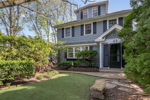 Tiny photo for 46 Washington Circle, Lake Forest, IL 60045 (MLS # 12633541)