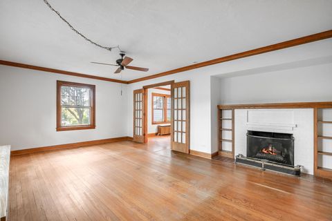 Tiny photo for 46 Washington Circle, Lake Forest, IL 60045 (MLS # 12633541)