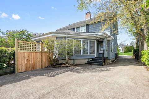 Tiny photo for 46 Washington Circle, Lake Forest, IL 60045 (MLS # 12633541)