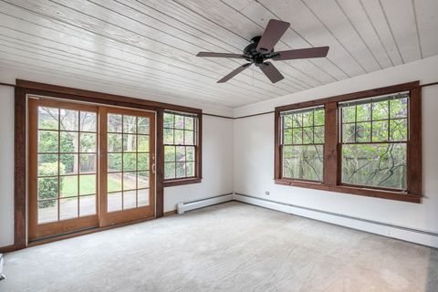 Tiny photo for 46 Washington Circle, Lake Forest, IL 60045 (MLS # 12633541)