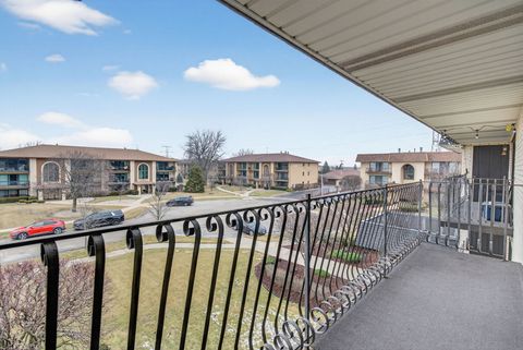 Tiny photo for 7445 Ponderosa Court #3SE, Orland Park, IL 60462 (MLS # 12541860)