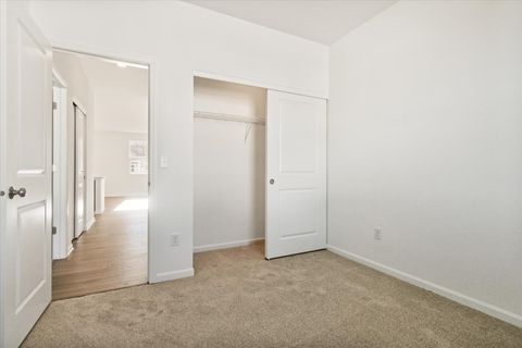 Tiny photo for 289 Kingsport Drive, South Elgin, IL 60177 (MLS # 12406416)