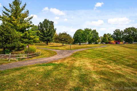 Tiny photo for 1718 Jeanette Avenue, St. Charles, IL 60174 (MLS # 12472603)