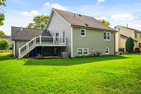 Tiny photo for 1718 Jeanette Avenue, St. Charles, IL 60174 (MLS # 12472603)