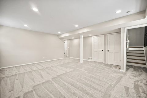 Tiny photo for 1718 Jeanette Avenue, St. Charles, IL 60174 (MLS # 12472603)