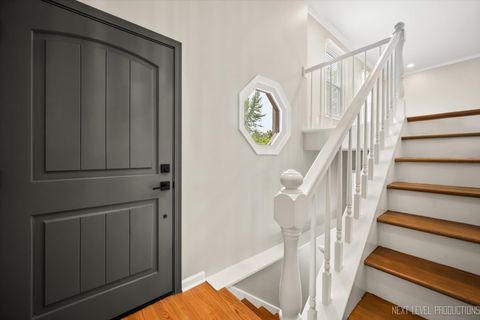 Tiny photo for 1718 Jeanette Avenue, St. Charles, IL 60174 (MLS # 12472603)
