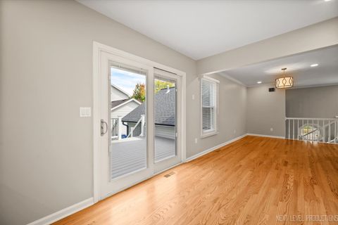 Tiny photo for 1718 Jeanette Avenue, St. Charles, IL 60174 (MLS # 12472603)