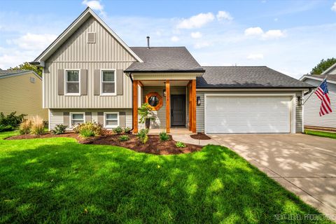 1718 Jeanette Avenue St. Charles IL 60174