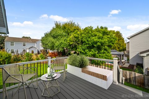 Tiny photo for 1718 Jeanette Avenue, St. Charles, IL 60174 (MLS # 12472603)