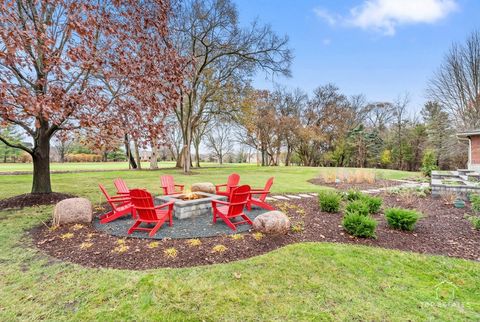 Tiny photo for 1863 Pheasant Run, Long Grove, IL 60047 (MLS # 12550341)