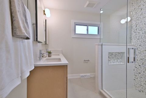 Tiny photo for 705 S Edgewood Avenue, Elmhurst, IL 60126 (MLS # 12520347)