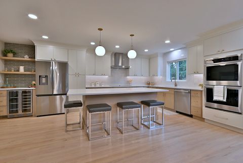 Tiny photo for 705 S Edgewood Avenue, Elmhurst, IL 60126 (MLS # 12520347)