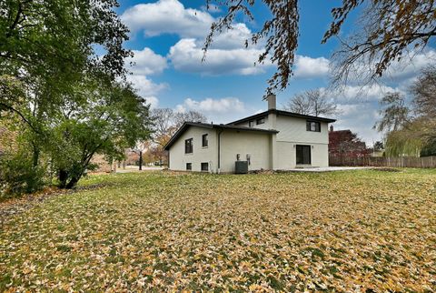 Tiny photo for 705 S Edgewood Avenue, Elmhurst, IL 60126 (MLS # 12520347)