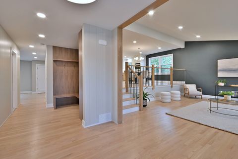 Tiny photo for 705 S Edgewood Avenue, Elmhurst, IL 60126 (MLS # 12520347)