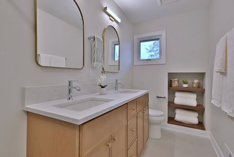 Tiny photo for 705 S Edgewood Avenue, Elmhurst, IL 60126 (MLS # 12520347)