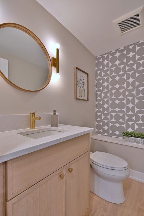 Tiny photo for 705 S Edgewood Avenue, Elmhurst, IL 60126 (MLS # 12520347)