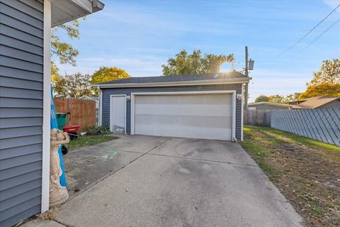 Tiny photo for 43 Hampton Road, Montgomery, IL 60538 (MLS # 12507519)