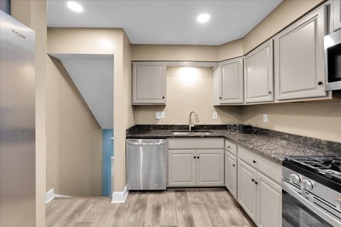 Tiny photo for 43 Hampton Road, Montgomery, IL 60538 (MLS # 12507519)