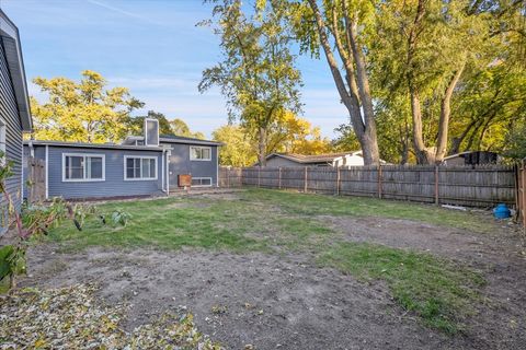 Tiny photo for 43 Hampton Road, Montgomery, IL 60538 (MLS # 12507519)